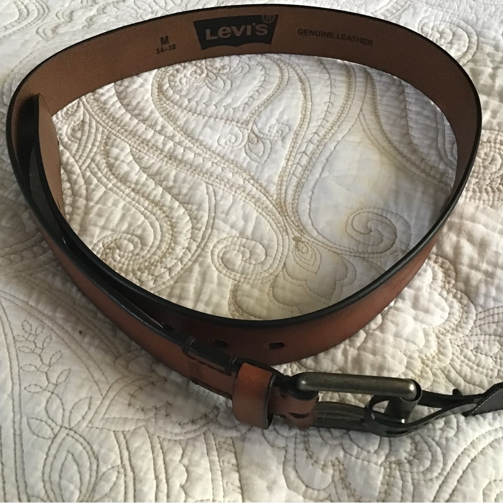 NWT men’s Levi leather belt